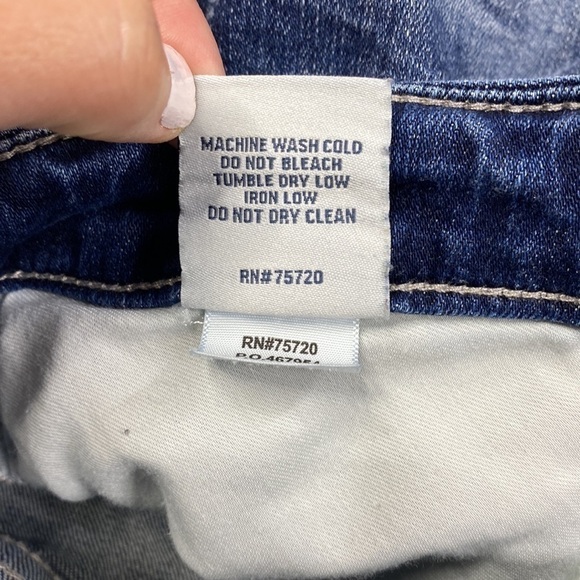 BKE Payton Denim Raw Hem Shorts Size 25 6" Inseam - Picture 7 of 7